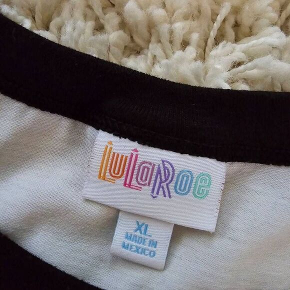 Lularoe Baseball Tee - Sz. XL - Picture 2 of 3